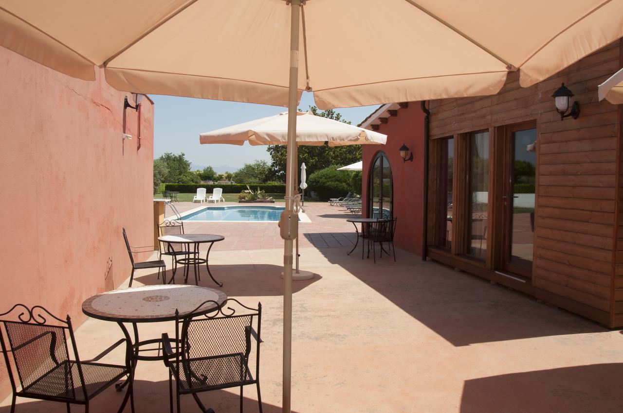 Hotel Rural Cal Ruget Vilobi Del Penedes Esterno foto