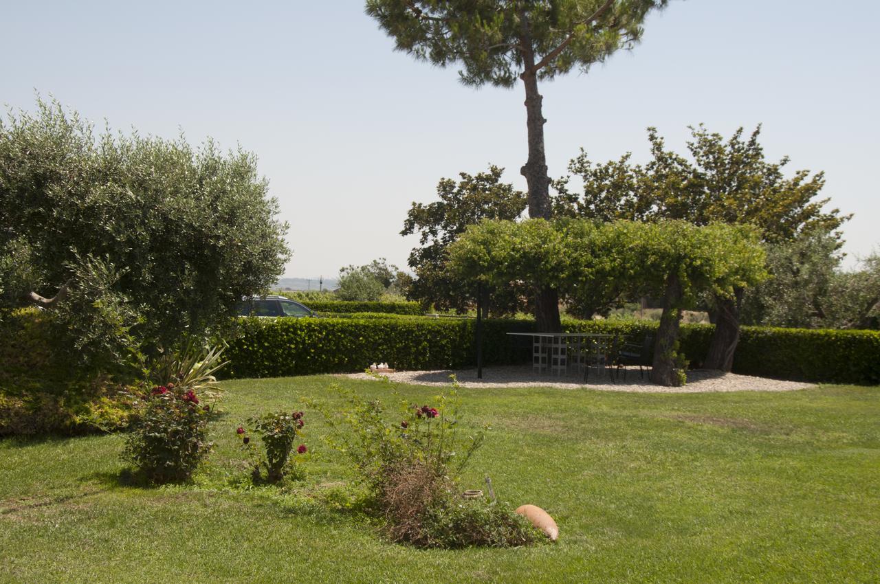 Hotel Rural Cal Ruget Vilobi Del Penedes Esterno foto